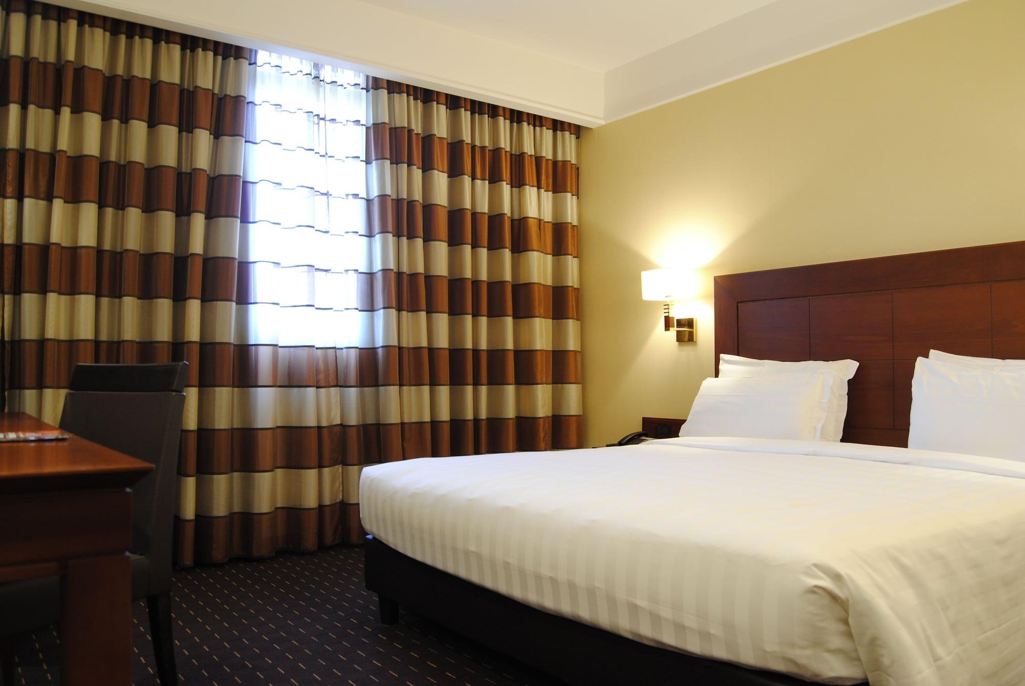 Hotel Capannelle Roma Екстер'єр фото
