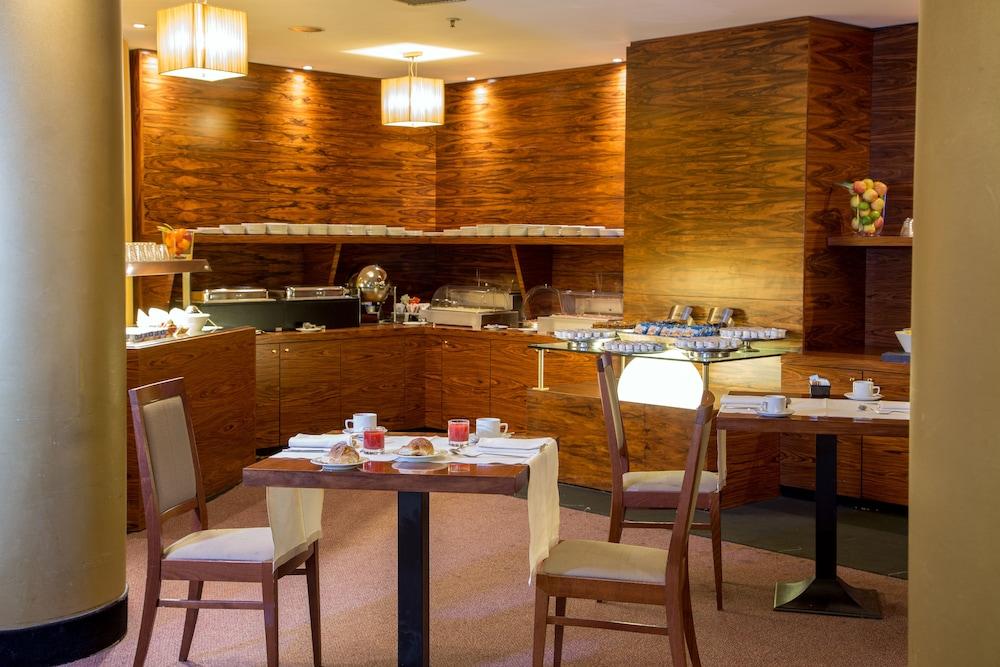 Hotel Capannelle Roma Екстер'єр фото