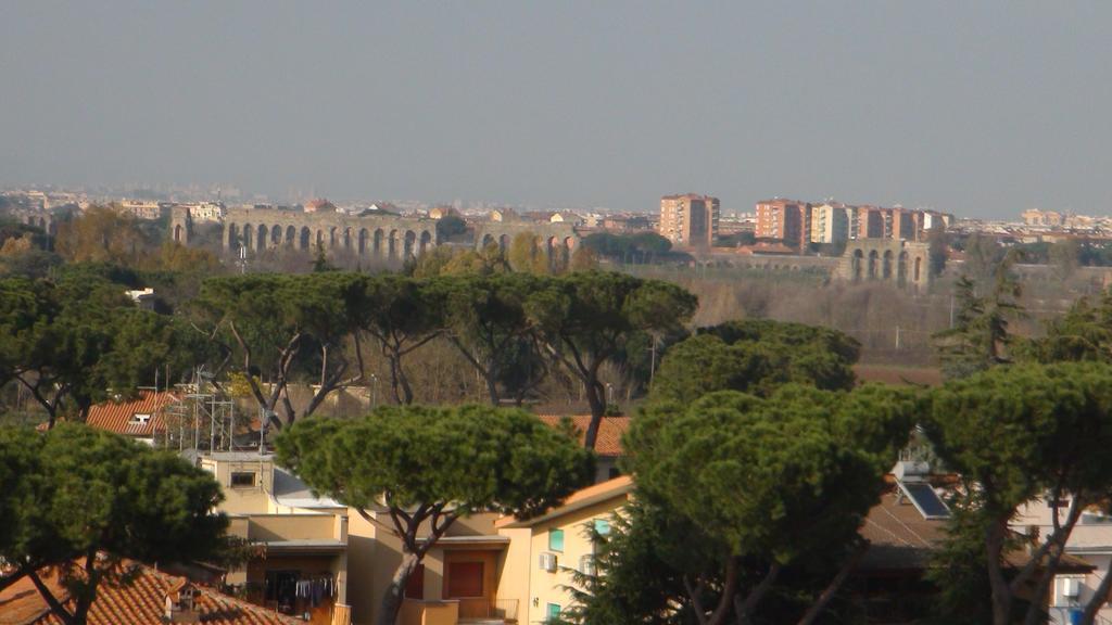 Hotel Capannelle Roma Екстер'єр фото