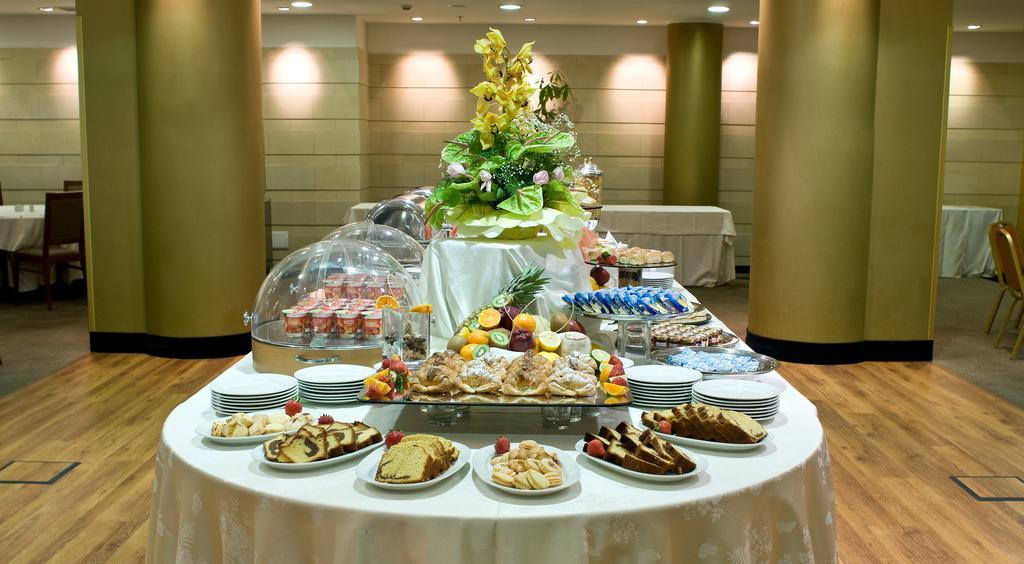 Hotel Capannelle Roma Екстер'єр фото