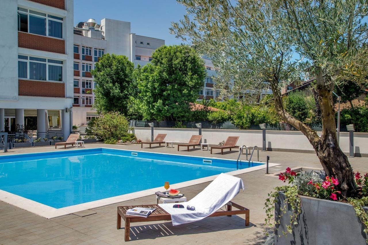 Hotel Capannelle Roma Екстер'єр фото