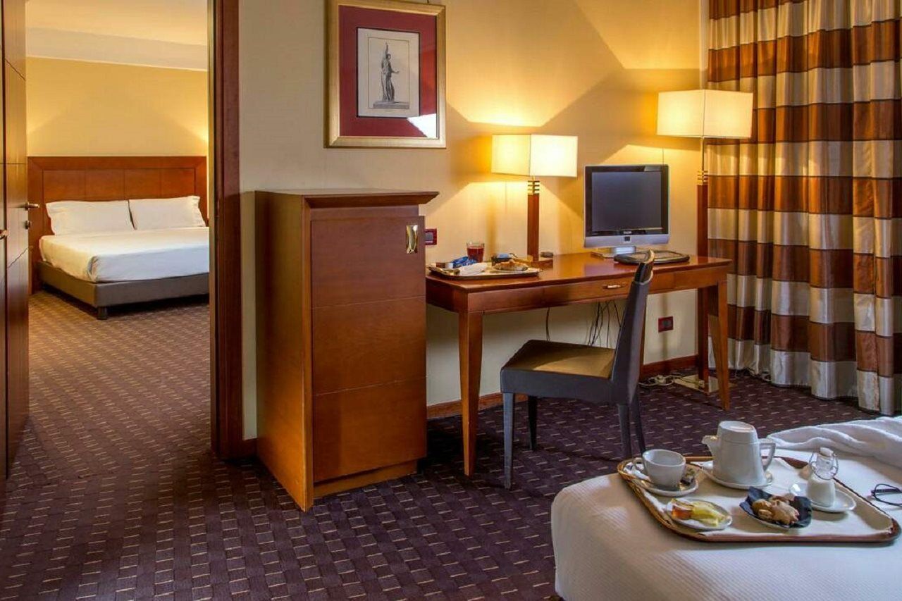 Hotel Capannelle Roma Екстер'єр фото