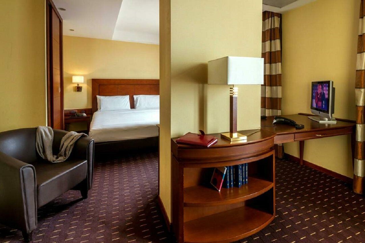 Hotel Capannelle Roma Екстер'єр фото